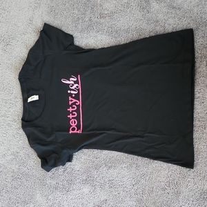 Black Pettyish Tee‎